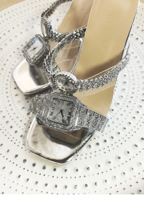 Sepatu hak tinggi kristal desa - Luxury Watch & Jewellery ulasan dan harga