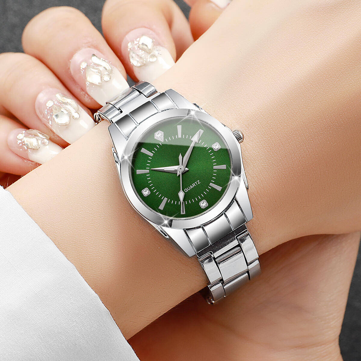 Jam Tangan Wanita Berlian Imit - Luxury Watch Travel Case ulasan dan harga
